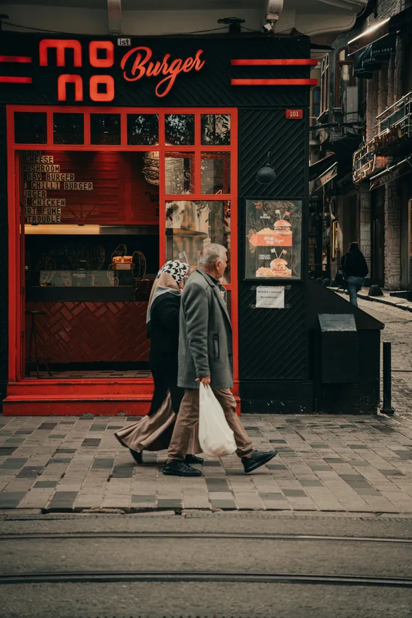 San Antonio’s original Burger Boy on St. Mary’s Strip plans reopening after August kitchen fire
