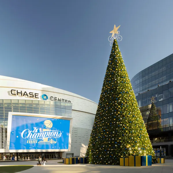 Spurs rally past Warriors 126-113 at Chase Center, extending streak to six before All-Star break