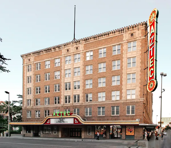 Heavy Metal, Immersive Art, and Comedy: What's On in San Antonio Today