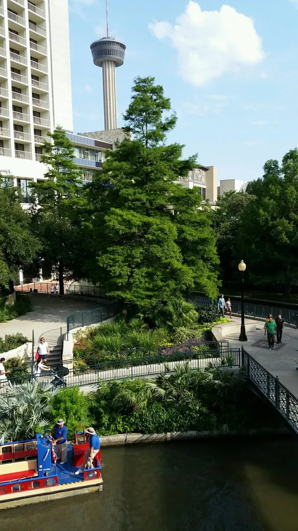 Alamo City Morning: Spring Break Vibrations and San Antonio’s Tech Frontier