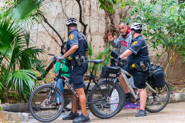 San Antonio police investigate West Side robbery that left pedestrian pistol-whipped and shot on Saturday evening