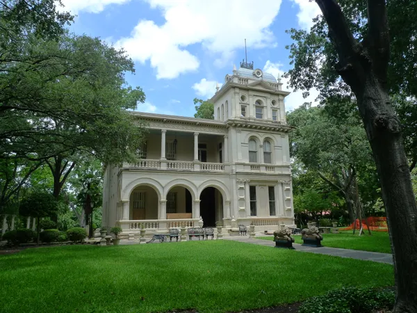 La Focaccia Italian Grill in Southtown will close January 31, ending a 30-year run